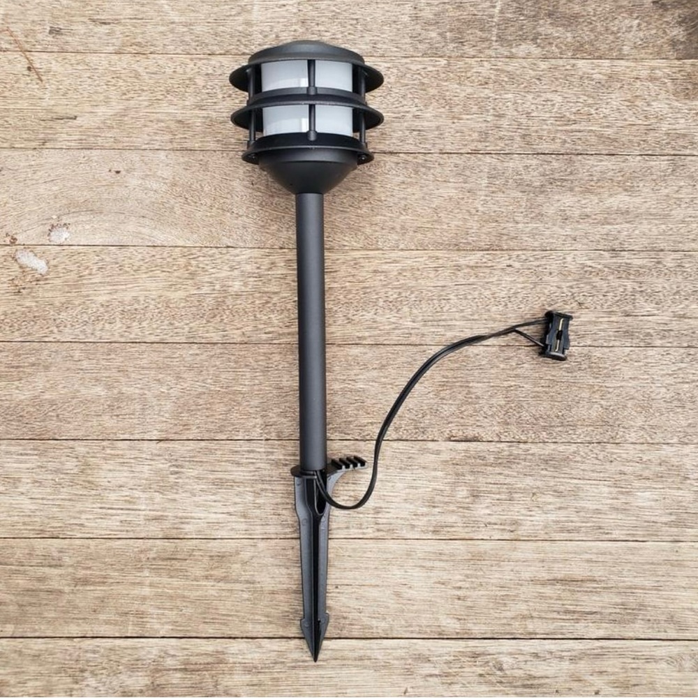 Hampton Bay Lauderdale Smart Color Changing Pathway Light